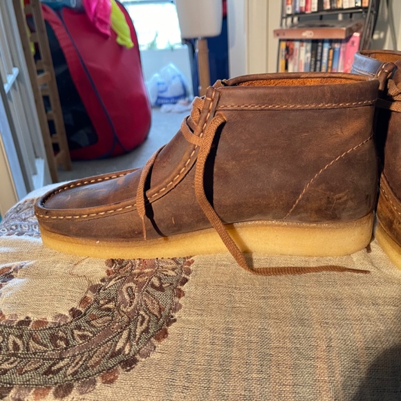 New pair of Clarks Wallabees size 10 main image 5